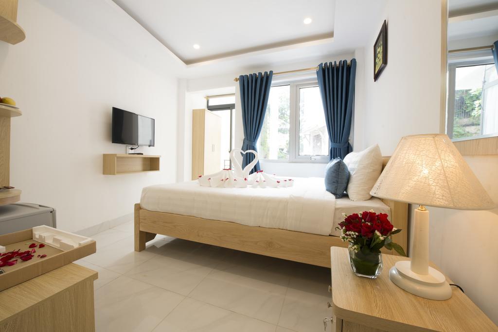 Ha Noi Holiday Center Hotel Ханой Екстериор снимка