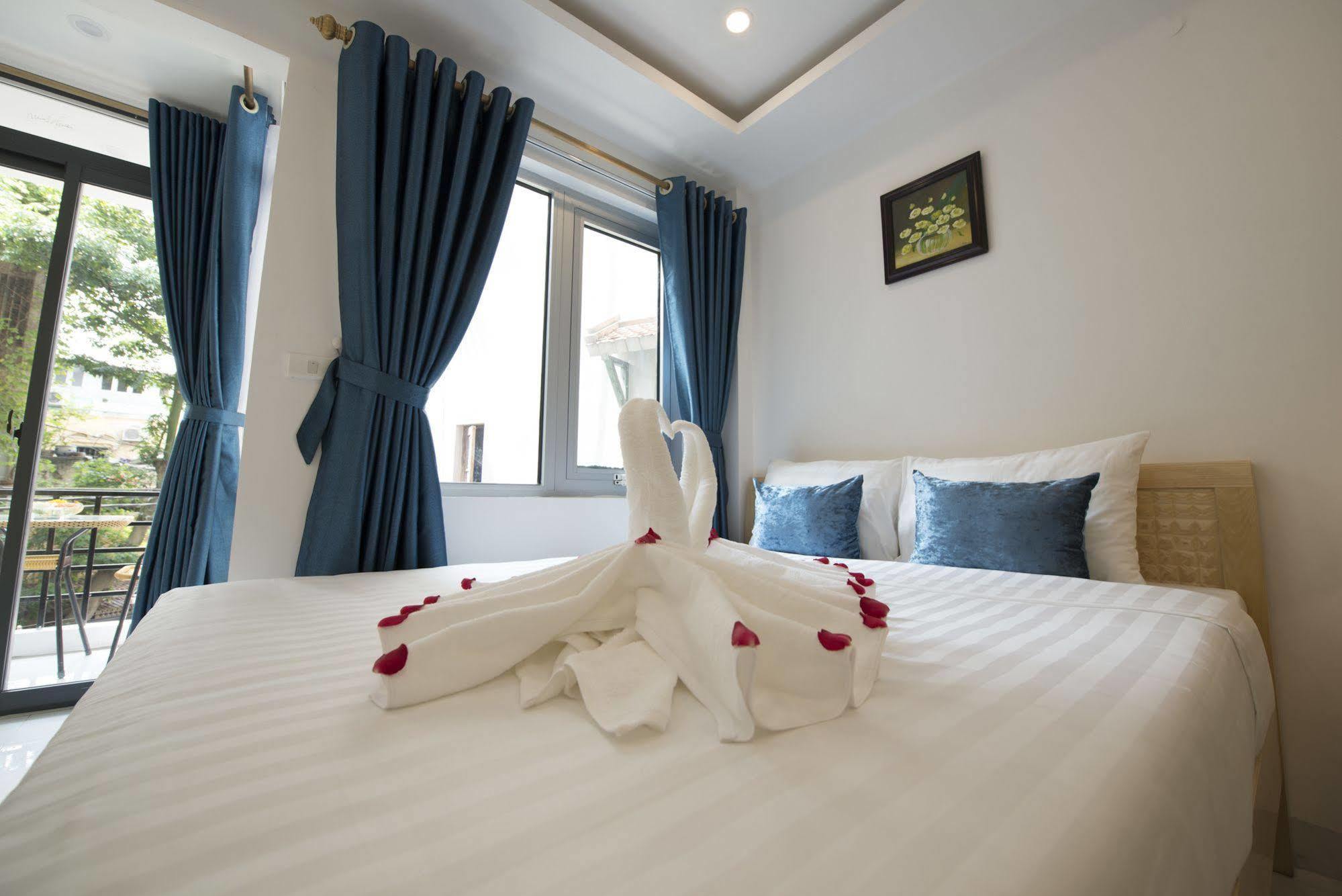 Ha Noi Holiday Center Hotel Ханой Екстериор снимка